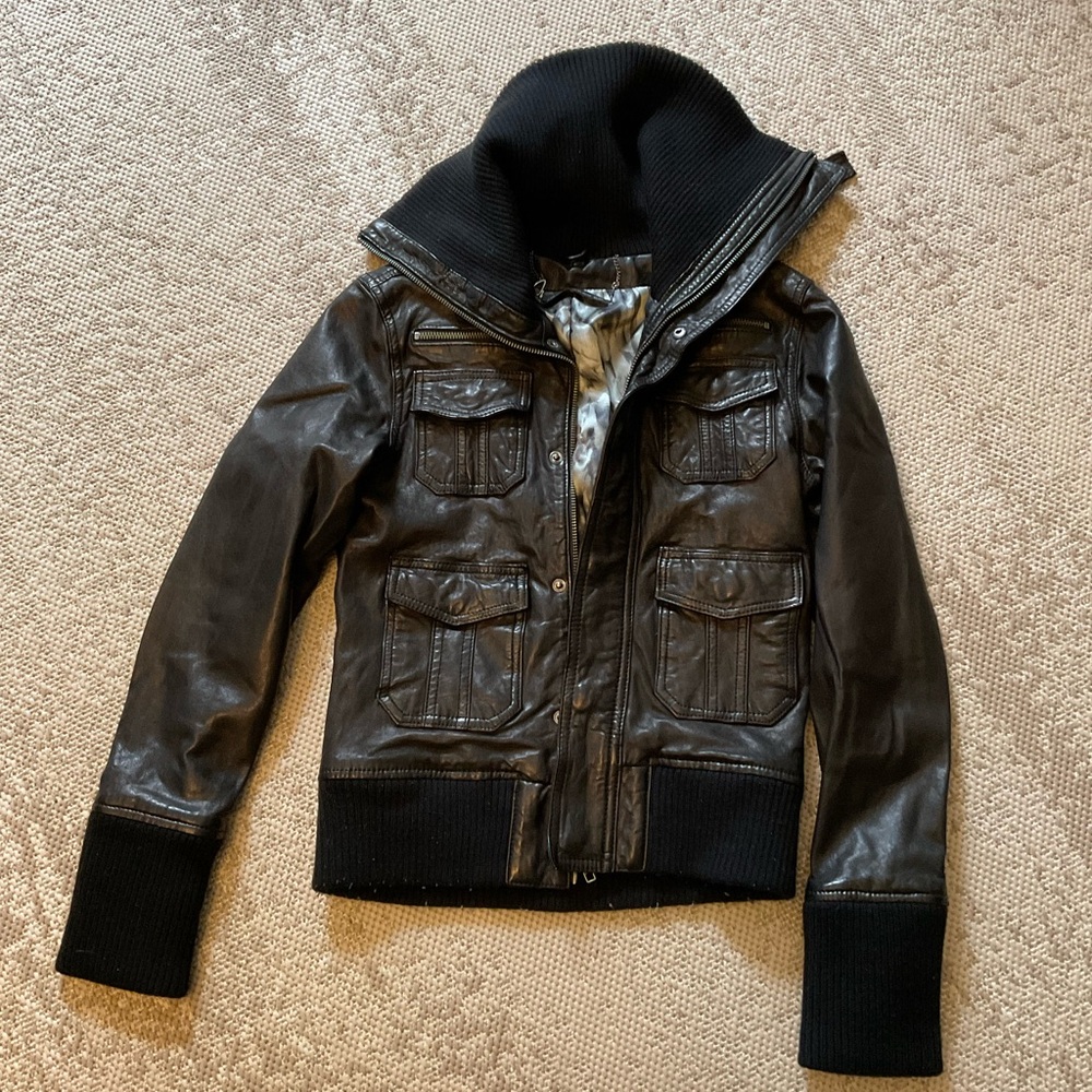 Line black leather jacket